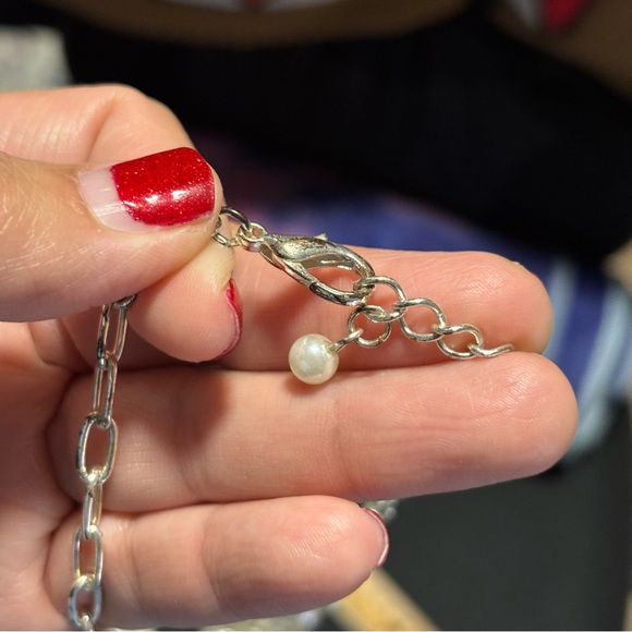 Vintage Layered Faux Pearl Bib Style Necklace Women’s Silver Pearls Statement - Picture 12 of 15